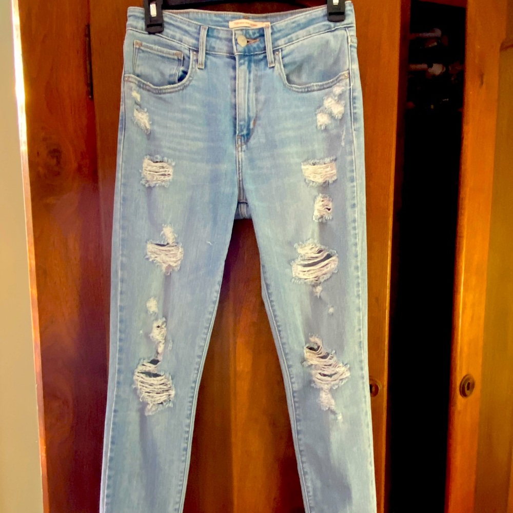 Levi’s 721 High Rise Skinny Jeans Size 27